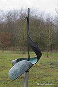 fotodocument bronzen tuinbeeld Zwanenwals